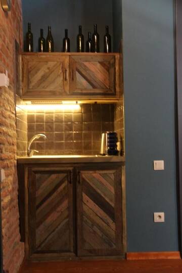 Фото номера Семейный номер с ванной комнатой Отели типа «постель и завтрак» 3 Heritage Rooms г. Тбилиси 20