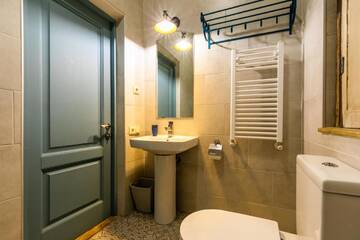 Фото номера Четырехместный номер Дуплекс Отели типа «постель и завтрак» 3 Heritage Rooms г. Тбилиси 10