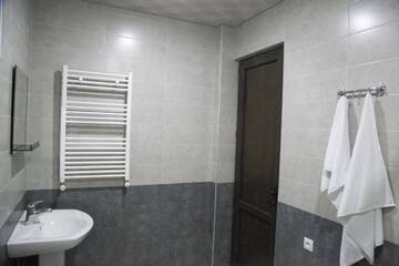 Фото номера Двухместный номер с 1 кроватью или 2 отдельными кроватями и ванной комнатой Проживание в семье Homestay OutInn г. Тбилиси 11