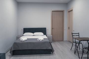 Фото номера Двухместный номер Делюкс с 1 кроватью и балконом Отель Avlabari Terrace Rooms г. Тбилиси 3