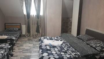 Фото номера Классический четырехместный номер для женщин Отель Kiev Hotel г. Тбилиси 6