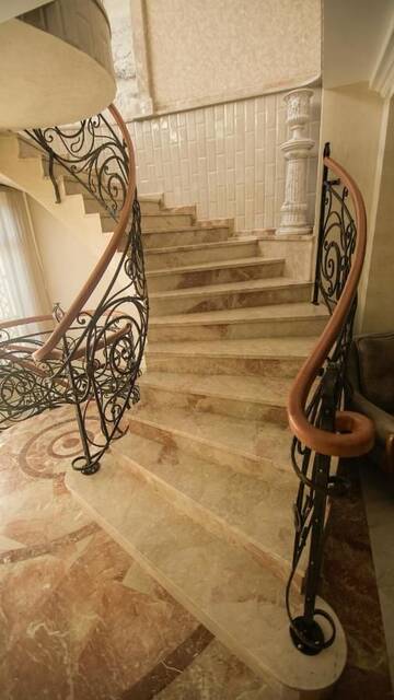 Фото номера Двухместный номер Делюкс с 1 кроватью Мини-отель Hotel Juralius г. Тбилиси 4