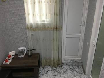 Фото номера Дом с 1 спальней Дома для отпуска Room in the heart of Tbilisi г. Тбилиси 12