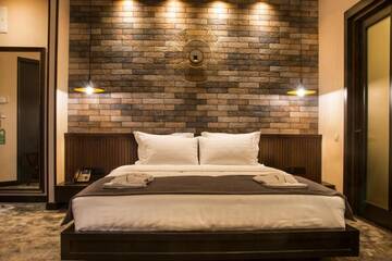 Фото номера Семейный номер с балконом Отель Hotel Adamo г. Тбилиси 4