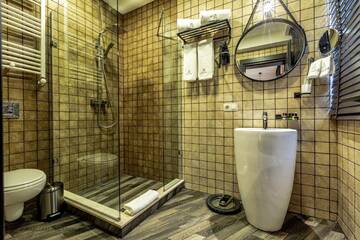 Фото номера Стандартный двухместный номер с 1 кроватью Отель Hotel Adamo г. Тбилиси 3