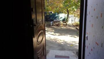 Фото номера Дом для отпуска Дома для отпуска Georgia, Tbilisi, saburtalo, Delisi street. г. Тбилиси 36
