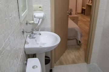 Фото номера Семейный номер Отель Hotel Triston г. Тбилиси 7