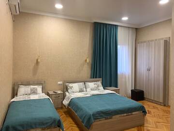 Фото номера Трехместный номер Отель Hotel A&amp;K г. Тбилиси 3
