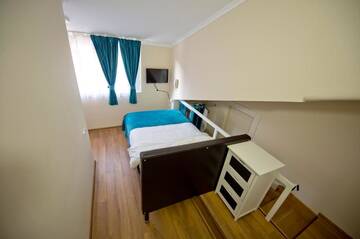Фото номера Одноместный номер Отель Emigrant Boutique Hotel г. Тбилиси 2