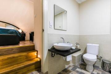 Фото номера Семейный номер Отель Emigrant Boutique Hotel г. Тбилиси 6