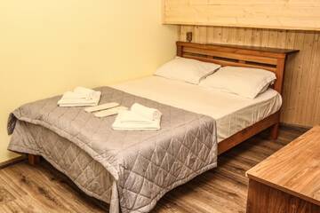 Фото номера Небольшой двухместный номер с 1 кроватью Отель Hotel Yalla г. Тбилиси 11