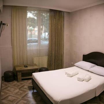 Фото номера Двухместный номер с 1 кроватью Отель hotel venus г. Тбилиси 7