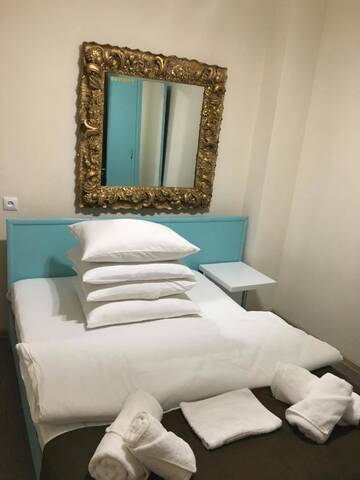 Фото номера Двухместный номер эконом-класса с 1 кроватью Отель DavidlHotel г. Тбилиси 5