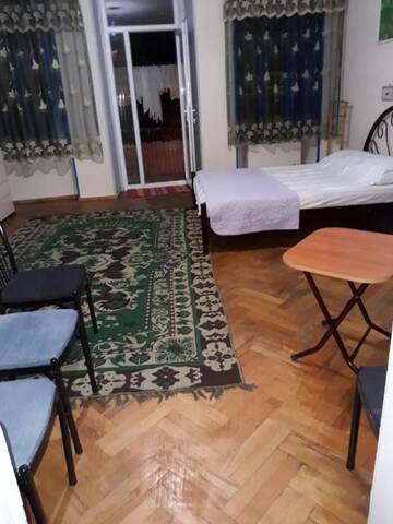 Фото номера Апартаменты с 1 спальней Апарт-отели Gest House 333 г. Тбилиси 9