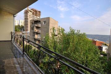 Фото номера Двухместный номер с 1 кроватью Отель BERIKA HOUSE г. Тбилиси 18