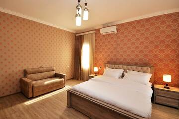 Фото номера Двухместный номер с 1 кроватью Отель BERIKA HOUSE г. Тбилиси 23