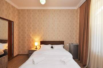 Фото номера Двухместный номер с 1 кроватью Отель BERIKA HOUSE г. Тбилиси 26