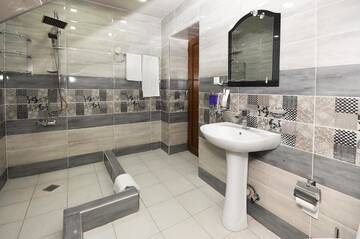 Фото номера Двухместный номер с 1 кроватью Отель BERIKA HOUSE г. Тбилиси 33