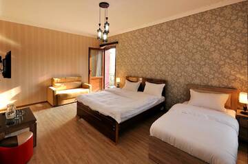 Фото номера Апартаменты с 1 спальней Отель BERIKA HOUSE г. Тбилиси 4