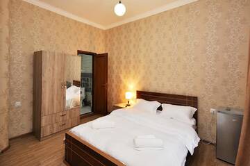 Фото номера Двухместный номер с 1 кроватью Отель BERIKA HOUSE г. Тбилиси 8