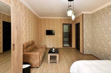 Фото номера Двухместный номер с 1 кроватью Отель BERIKA HOUSE г. Тбилиси 15