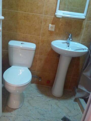 Фото номера Стандартный четырехместный номер Гостевой дом Green Guest House г. Тбилиси 10