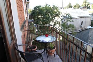 Фото номера Классический трехместный номер Гостевой дом Guest House 3rd Floor г. Тбилиси 4