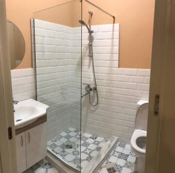 Фото номера Двухместный номер с 1 кроватью и балконом Гостевой дом Guest House 3rd Floor г. Тбилиси 3