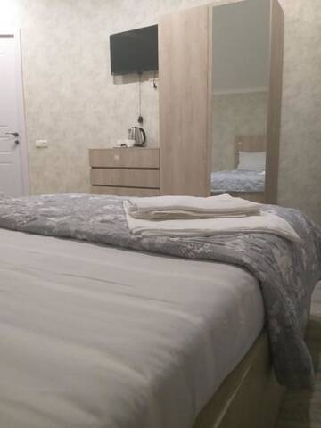 Фото номера Стандартный двухместный номер с 1 кроватью Отель Tbilisi Center Hotel г. Тбилиси 3
