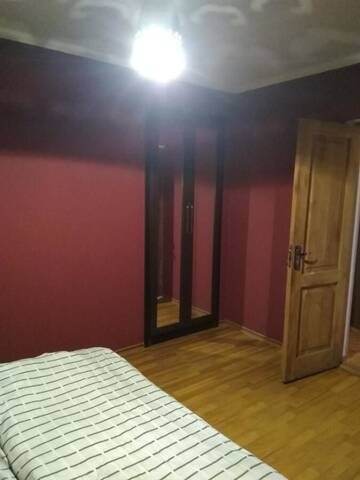 Фото номера Номер Делюкс с кроватью размера «queen-size» Хостелы your hostel г. Тбилиси 4