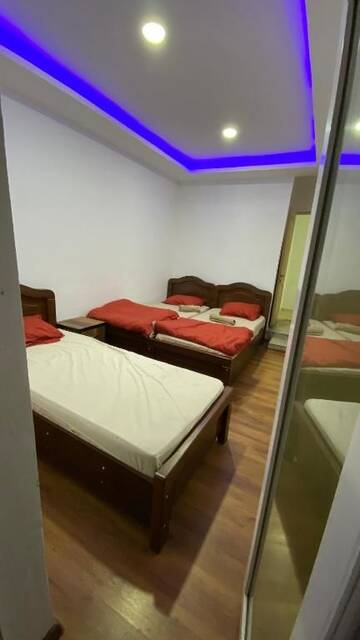 Фото номера Трехместный номер с ванной комнатой Гостевой дом 6ROOM HOLIDAY GUEST APARTMENT г. Тбилиси 18