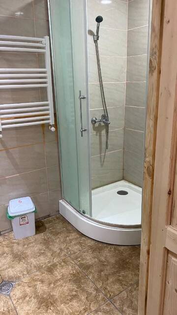 Фото номера Семейный номер с балконом Гостевой дом 6ROOM HOLIDAY GUEST APARTMENT г. Тбилиси 9