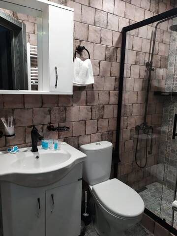 Фото номера Семейный номер Отель Hotisi Hotel г. Тбилиси 12