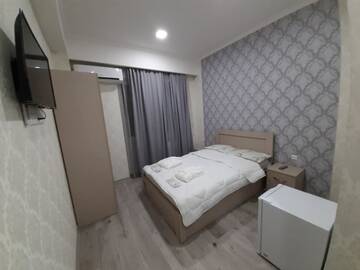 Фото Проживание в семье Guest House L&amp;A г. Тбилиси 3