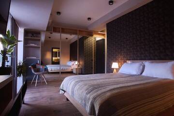 Фото номера Номер с кроватью размера «queen-size» и балконом Отель Green Boutique Hotel г. Тбилиси 6