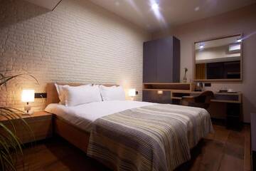 Фото номера Номер с кроватью размера «queen-size» и балконом Отель Green Boutique Hotel г. Тбилиси 7