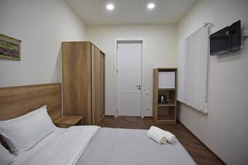 Фото номера Двухместный номер с 1 кроватью Гостевой дом Guesthouse Radiani 14 г. Тбилиси 13