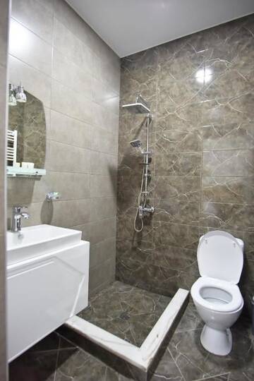 Фото номера Двухместный номер с 1 кроватью Гостевой дом Guesthouse Radiani 14 г. Тбилиси 11