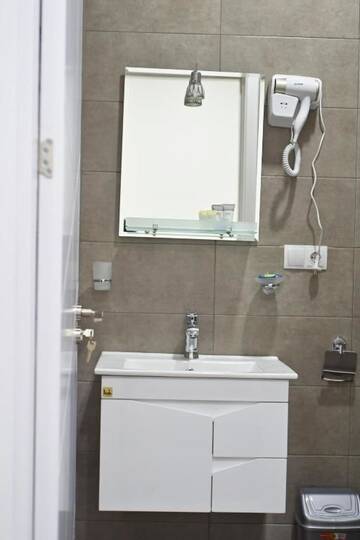 Фото номера Двухместный номер с 1 кроватью Гостевой дом Guesthouse Radiani 14 г. Тбилиси 21