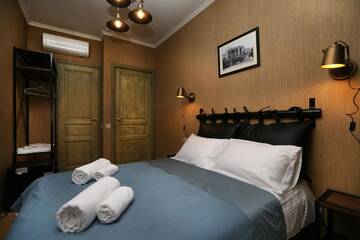 Фото номера Двухместный номер с 1 кроватью и балконом Отель Boutique Hotel Umbrella г. Тбилиси 6