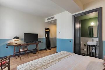 Фото номера Стандартный двухместный номер с 1 кроватью Отель Communal Hotel Plekhanovi г. Тбилиси 4