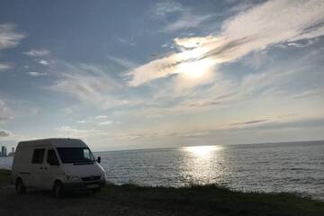 Фото номера Дом с 1 спальней Дома для отпуска Campervan г. Тбилиси 12