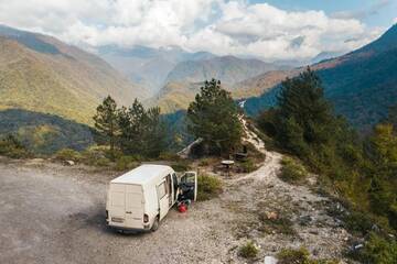 Фото номера Дом с 1 спальней Дома для отпуска Campervan г. Тбилиси 14