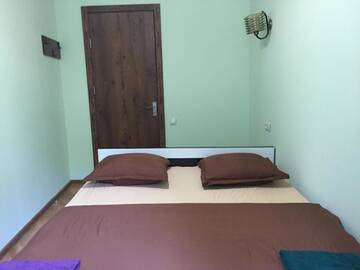 Фото номера Двухместный номер с 1 кроватью Хостелы Lets go Hostel г. Тбилиси 5