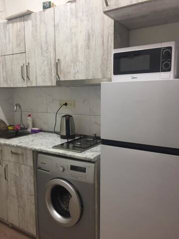 Фото номера Одноместный номер с общим душем и туалетом Хостелы Lets go Hostel г. Тбилиси 7