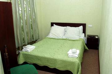 Фото номера Бюджетный двухместный номер с 1 кроватью Отель Hotel Shalimar г. Тбилиси 5