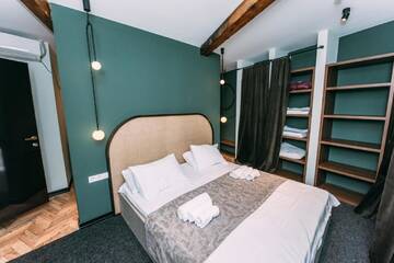 Фото номера Двухместный номер Делюкс с 1 кроватью Гостевой дом Atoneli Apartment hotel г. Тбилиси 8