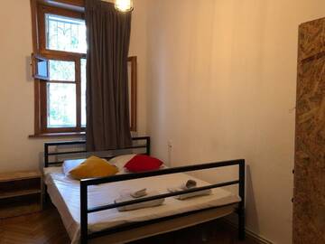 Фото номера Двухместный номер с 1 кроватью Хостелы Vac Hostel г. Тбилиси 7