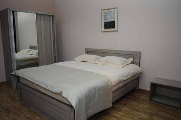 Фото номера Двухместный номер Делюкс с 1 кроватью и ванной Хостелы ASU HOSTEL TBILISI г. Тбилиси 10