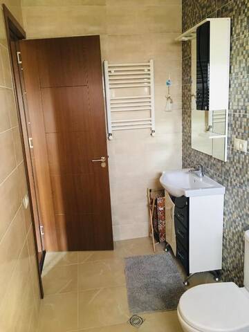 Фото номера Дом с 2 спальнями Дома для отпуска Mariam’s House г. Тбилиси 47